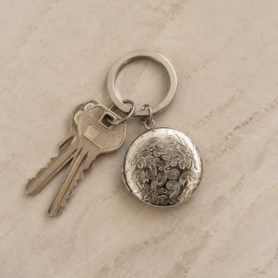 Llavero Relicario Vintage Plateado | Personalizable con Foto