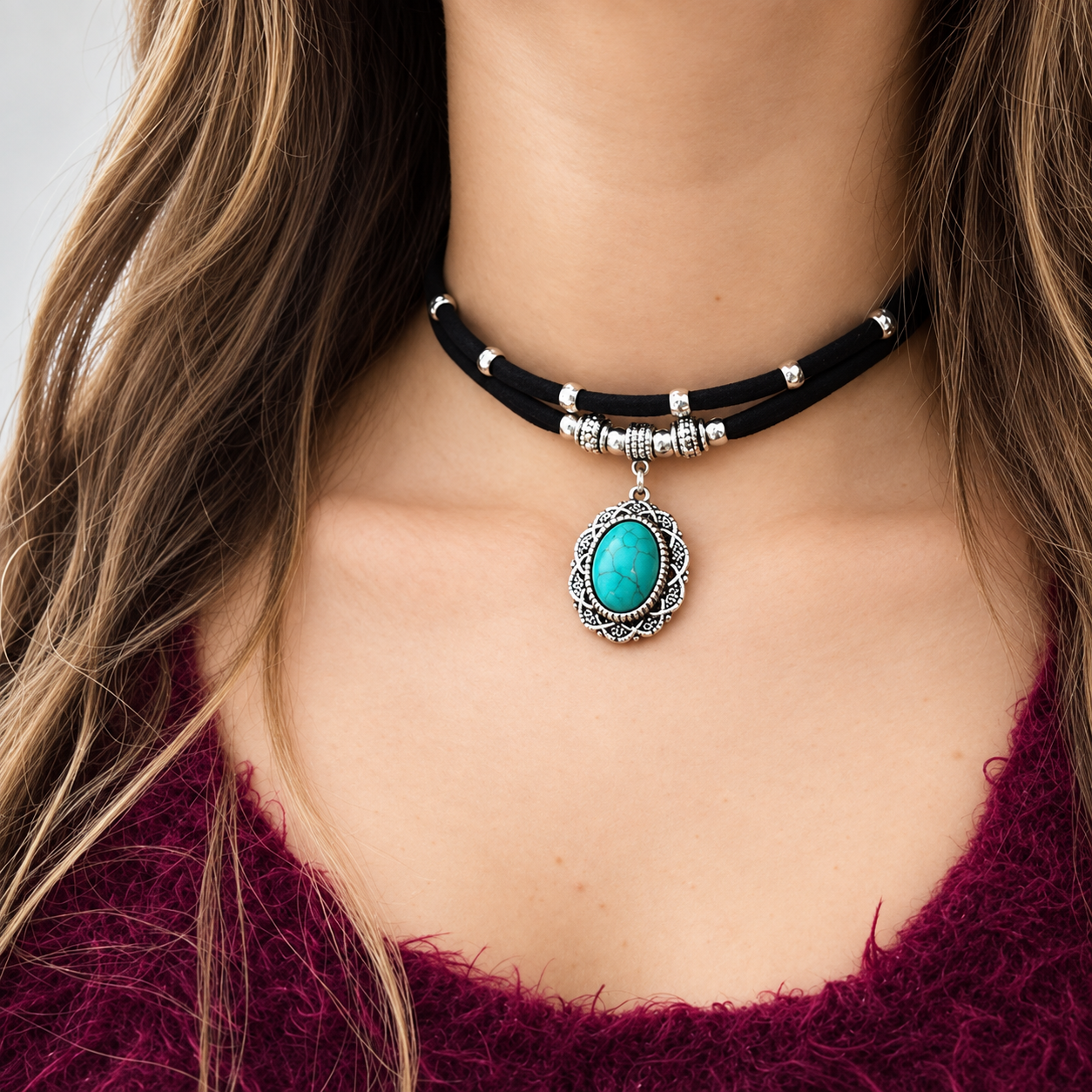 Choker Negro Turquesa con Detalles Plateados