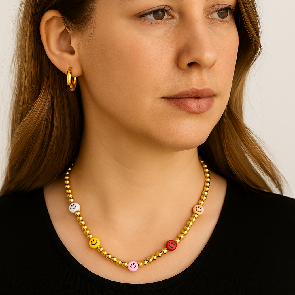 Collar Smile de Cerámica con cuentas bañadas en oro