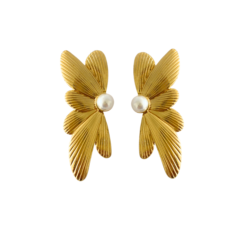 Aros Libelula dorados con Perla – Elegancia y movimiento en una joya única