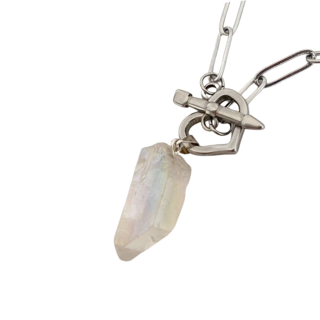 Collar Eros Chunky Cuarzo Aura con broche Corazón estilo Timón