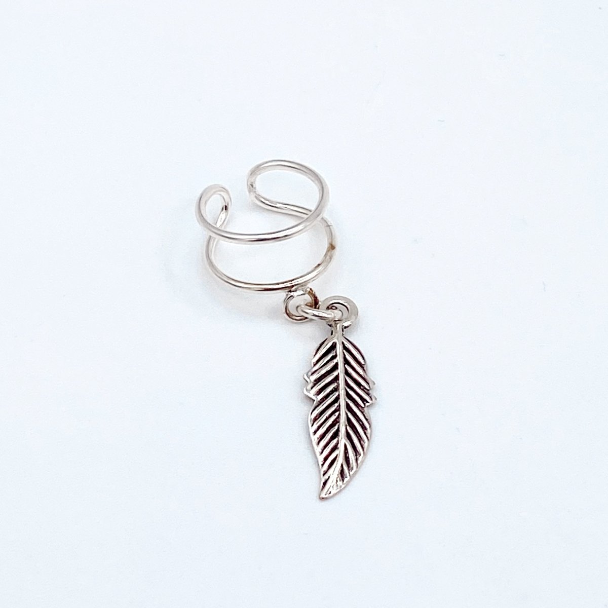 Aro Cuff Pluma Simple Plata - La Fábrica Store