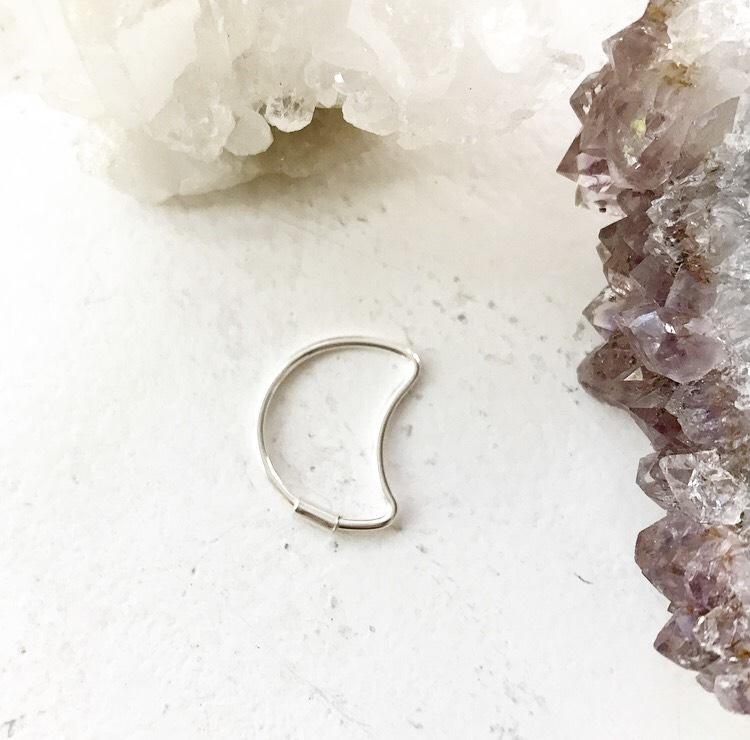 Aro Cuff Solitario Luna Plata - La Fábrica Store (4360199831614)