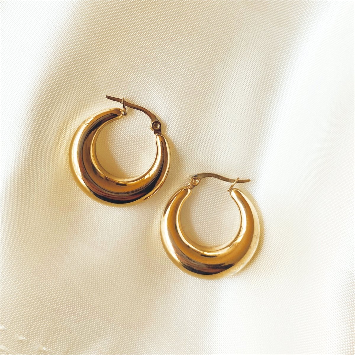 Aros Argollas Botticelli Dorado