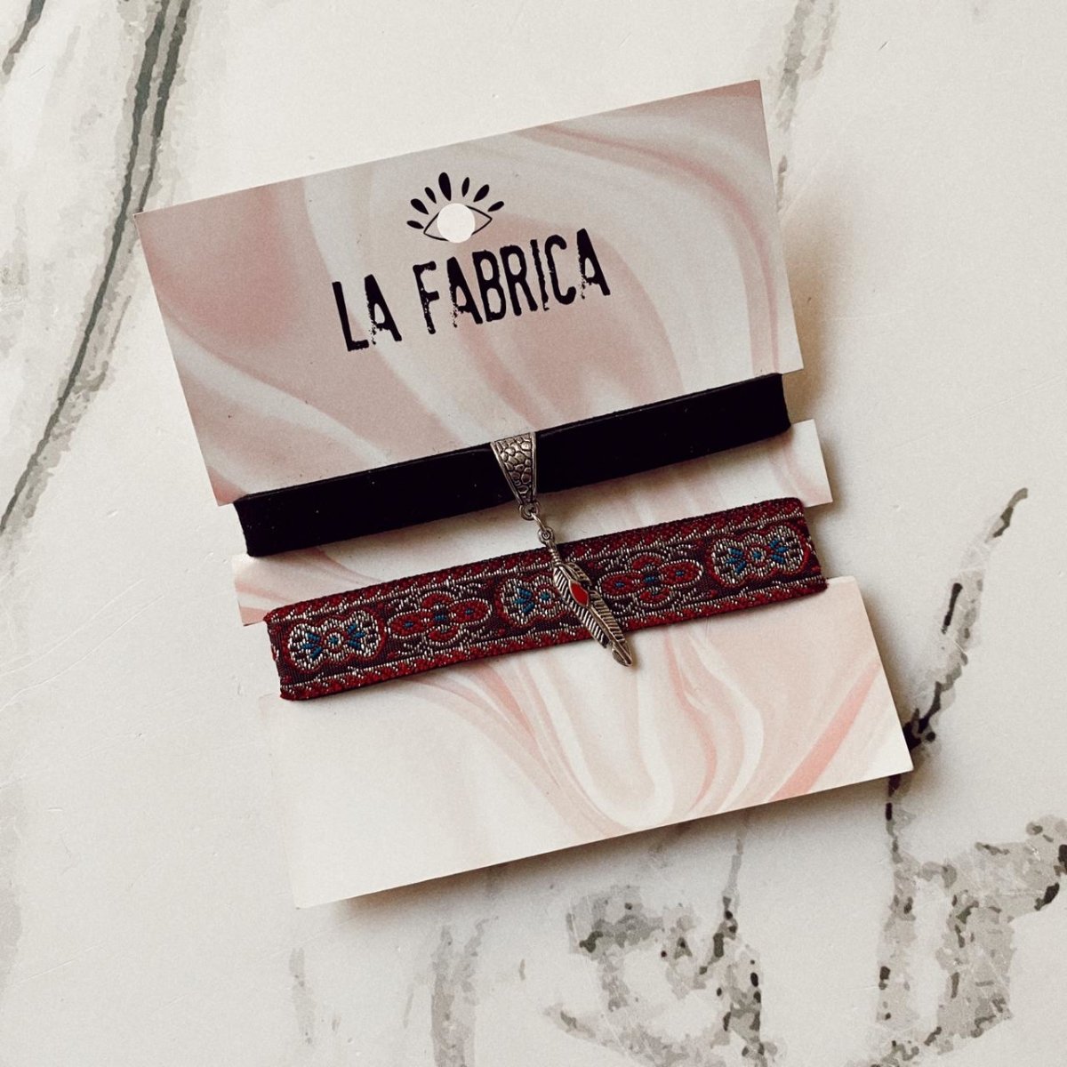 Set Chockers  pluma + Cinta Hindú